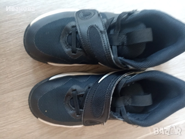 Детски маратонки Nike , снимка 5 - Детски маратонки - 51631185