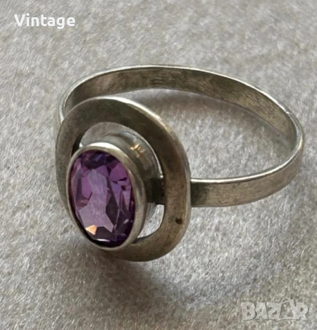 Съветски сребърен пръстен с Аметист , снимка 2 - Антикварни и старинни предмети - 53355824