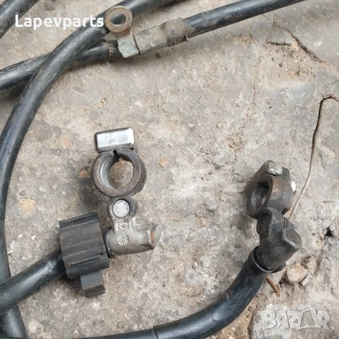 минус кабел акумулатор Seat Toledo Leon Golf 4 Bora Сеат Толедо Леон Голф 4 Бора 1999-2005, снимка 3 - Части - 51055178