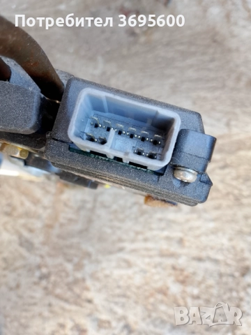 Люк шибидах стъкло Lexus RX 300 Лексус РХ 300, снимка 4 - Части - 52883151