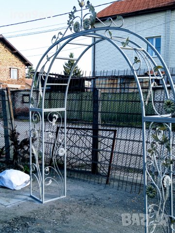 Арки и розариуми от ковано желязо 