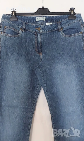 Три различни броя / Дамски маркови дънки "John F. Gee", "The barn" и "Mexx" jeans , снимка 5 - Дънки - 53071184