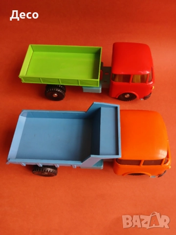Стари пластмасови играчки камиони Шкода., снимка 5 - Колекции - 52985684