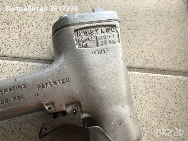 Пневматични пистолети Paslode, снимка 8 - Компресори - 41614561