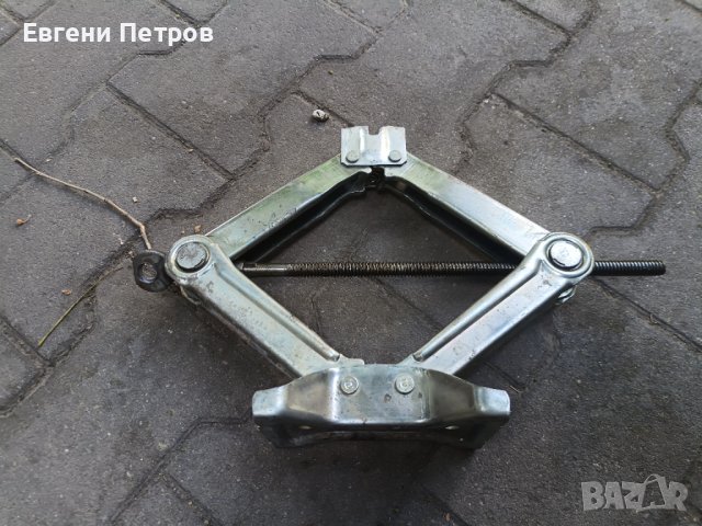 Крик за ,,Nissan" 700кг., снимка 5 - Аксесоари и консумативи - 41648072