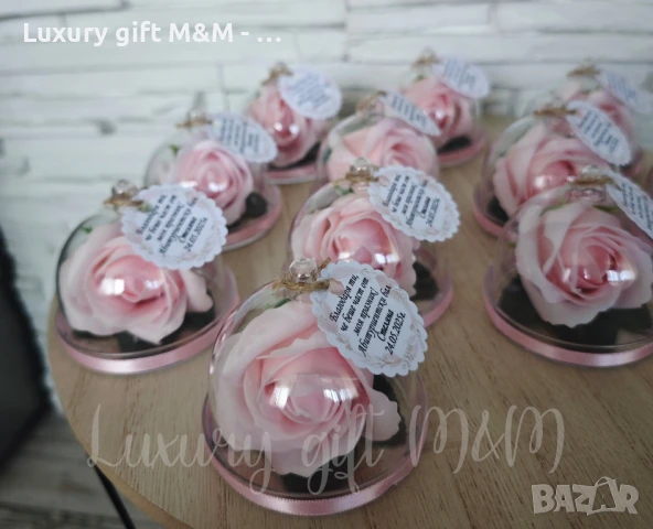 Падаръци за гости - акрилна стъкленица с роза, снимка 6 - Подаръци за юбилей - 36080326