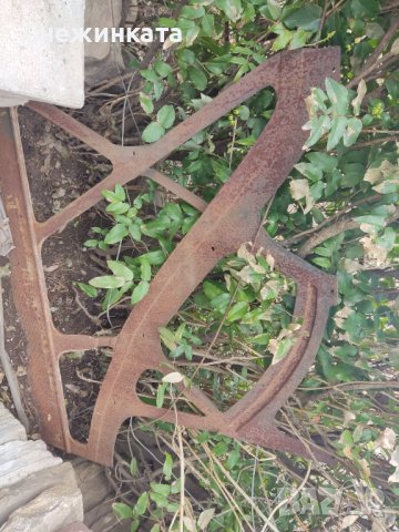 Чугунена лира от пиано, снимка 2 - Градински мебели, декорация  - 39940550