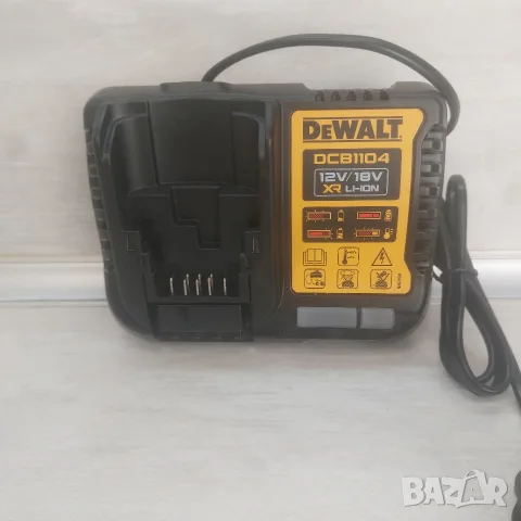 Бързо зарядно DEWALT DCB1104 (12V / 18V XR / FlexVolt) 4A – Оригинално, Като Ново, с UK кабел, снимка 5 - Винтоверти - 56256121