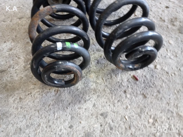 Задни пружини Audi A4 B6 2.5 180 quattro Комби, снимка 4 - Части - 50608609