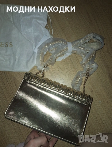 GUESS Оригинална Дамска Чанта, снимка 7 - Чанти - 53509255