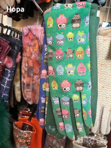 Дамски шалове и ръкавици с Бухалчета , снимка 15 - Ръкавици - 42535281