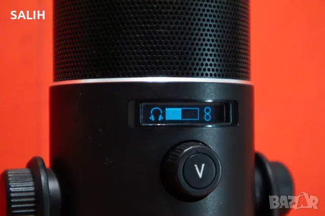 Razer Seiren Pro RZ05-0132 Silver Edition Студиен Микрофон XLR USB Гейминг Стрийминг, снимка 6 - Микрофони - 55877034