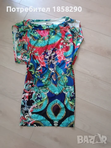 Цветна рокля