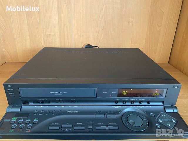 Panasonic NV-HD700 VHS HI-FI stereo, снимка 1 - Плейъри, домашно кино, прожектори - 42688492