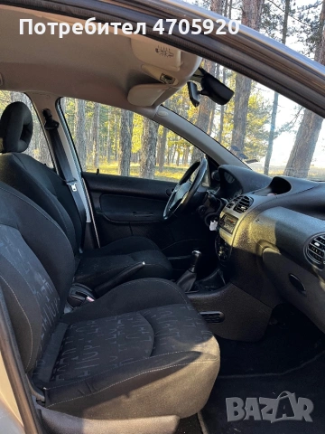Peugeot 206, снимка 8 - Автомобили и джипове - 53337948