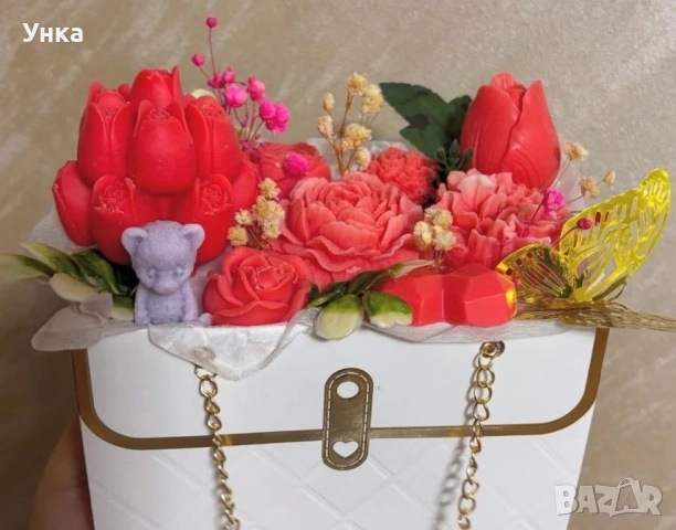 Кутия с ароматизирани соево восъчни фигури, снимка 2 - Декорация за дома - 52353811