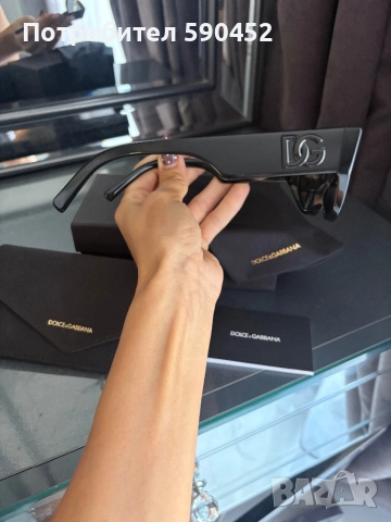 Оригинални дамски слънчеви очила, снимка 4 - Слънчеви и диоптрични очила - 52564344