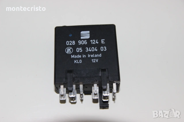 Реле 182 горивна помпа 028906124E / 028 906 124 E , снимка 2 - Части - 53670408