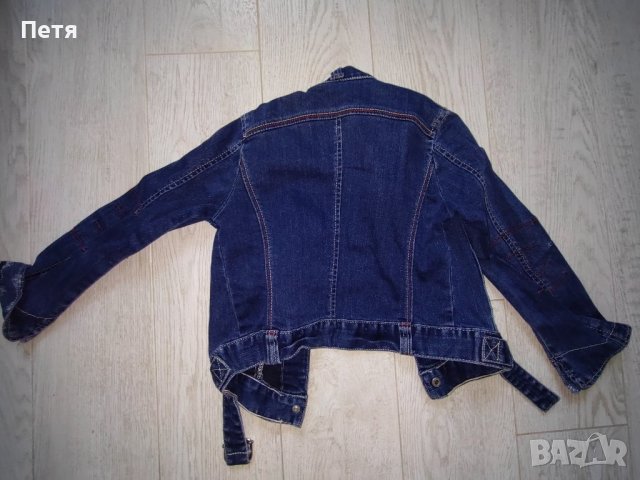 Късо дънково яке - 7 години, снимка 2 - Детски якета и елеци - 41757854