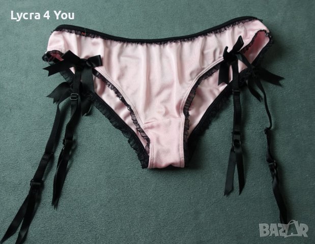 М розови сатенирани изрязани бикини/бразилиани с черни жартиери, снимка 2 - Бельо - 40501245