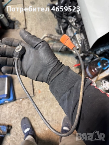 Кнок сензор Knock sensor за двигател на Ауди Audi A8 W12 6.3benzin 500ps. само за 50лв. 07c905377AH, снимка 2 - Части - 52540344
