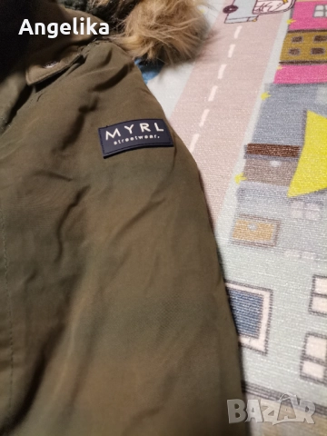 Детско яке тип парка 5г.на испанската марка MAYORAL, снимка 3 - Детски якета и елеци - 51781222