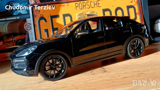Мащабни модели коли 1:18 / Norev Porsche Cayenne / GT-Spirit Ford Mustang GTD, снимка 3 - Колекции - 56066847