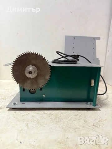 Българска хоби машинка абрихт/циркуляр Берое, снимка 4 - Циркуляри - 46008694