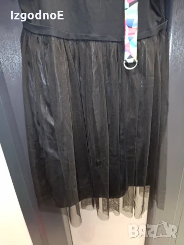 L/XL Страхотна рокля с тюлена долна част за повод, снимка 7 - Рокли - 48316255