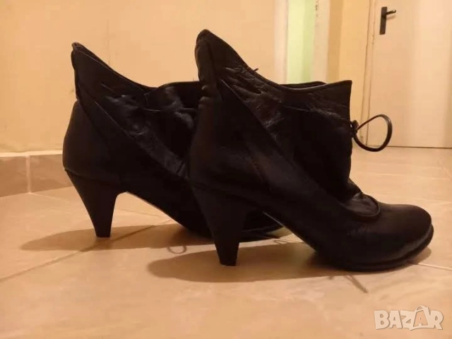 Дамски боти Martini, снимка 4 - Дамски боти - 51564469