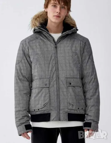 Мъжко зимно яке с качулка с косъм Pull&Bear, Сиво, XL