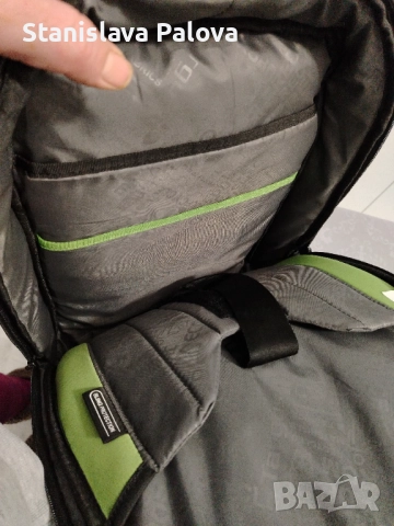 Маркова раница Targus черна, снимка 4 - Раници - 52383030