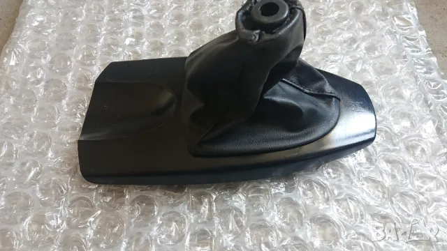 Конзола и маншон скоростен лост за форд фокус до 2004год. , снимка 4 - Аксесоари и консумативи - 48413253