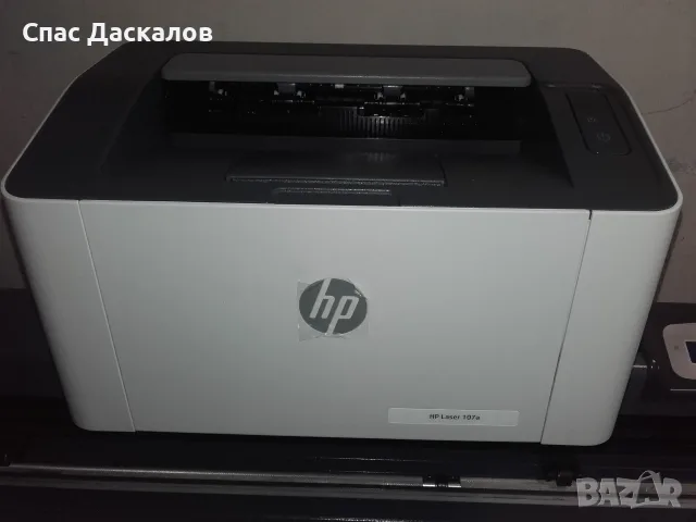 Отличен! Лазерен принтер HP Laser 107а само на 4000 копия, снимка 3 - Принтери, копири, скенери - 55776611
