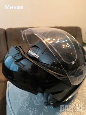Мотоциклетна каска Schuberth , снимка 2 - Аксесоари и консумативи - 56017346