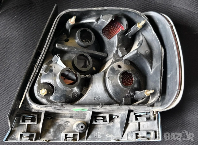 Кристален стоп Audi A4 B5 - ляв, снимка 5 - Аксесоари и консумативи - 52969086