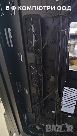 Компютърна кутия GIGABYTE C500, снимка 8 - Захранвания и кутии - 52574878