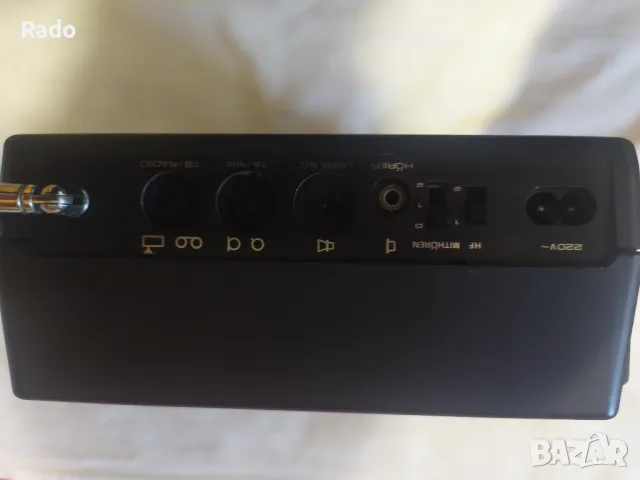 Продавам радиокасетофон "Universum", снимка 4 - Радиокасетофони, транзистори - 48256488