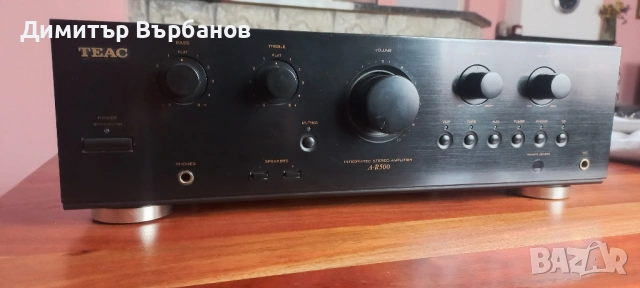 Продавам Стерео усилвателят TEAC A-R500 