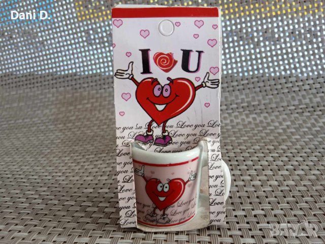 красива малка чашка Любов, снимка 1