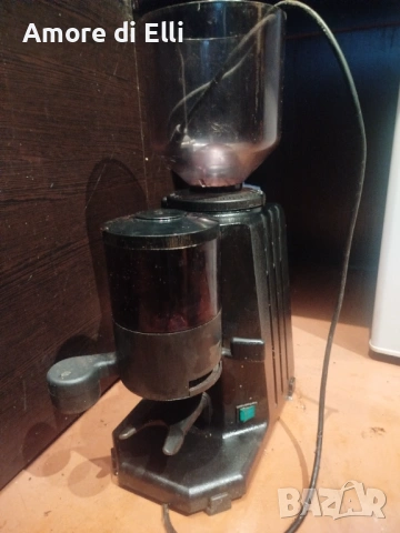 San Marco професионална кафемелачка 