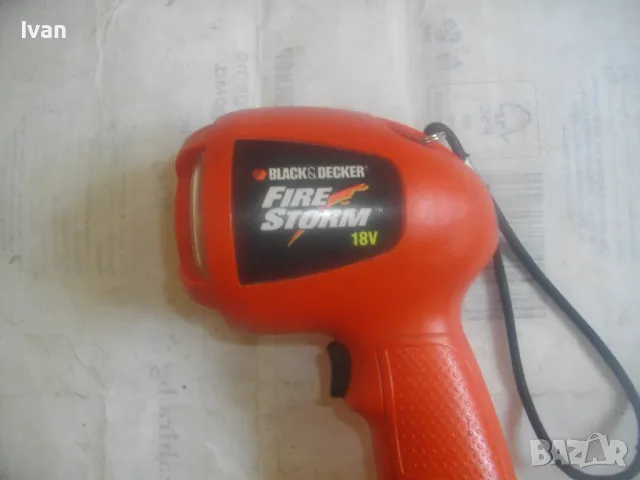 18V BLACK DECKER Made in ENGLAND АНГЛИЙСКИ 18 ВОЛТОВ ПРОЖЕКТОР ФЕНЕР БЛЕК ДЕКЕР ОТЛИЧНО СЪСТОЯНИЕ, снимка 4 - Други инструменти - 50180788