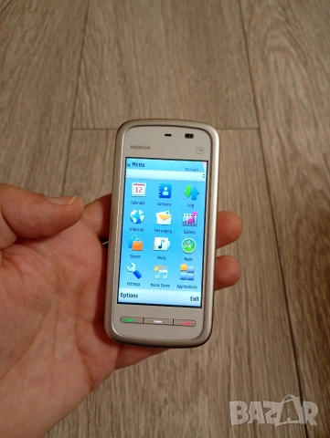 Nokia 5230 white and red