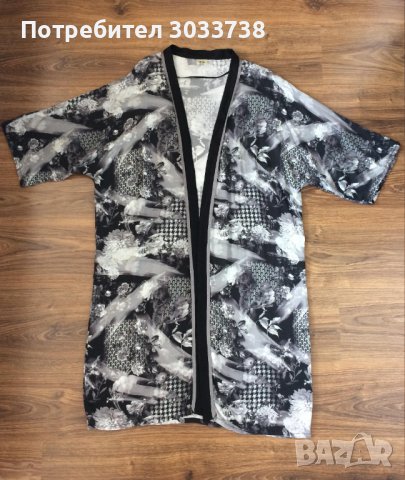 Дамска тънка флорална наметка тип кимоно без колан M-L, снимка 2 - Жилетки - 41511997