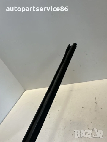 Лайсна за облицовка на заден прозорец за Volvo XC60 (2011) 30762372, снимка 3 - Части - 53742011