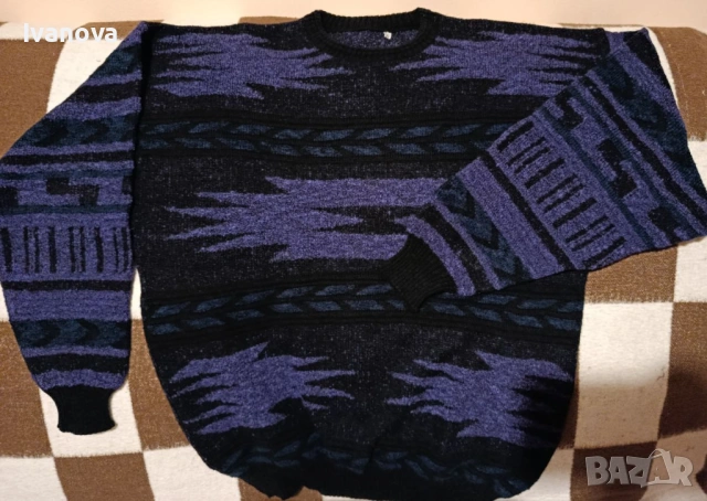 Половер вълнен в черно и тъмно лилаво, снимка 2 - Други - 53101702