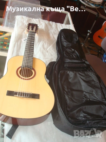 Класическа китара, Размер 1/4 с калъф, снимка 13 - Китари - 53201424