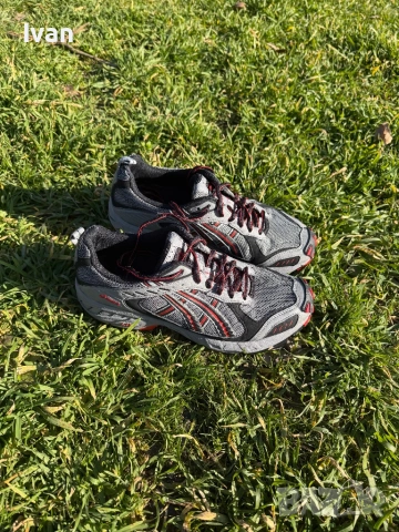 Маратонки Asics