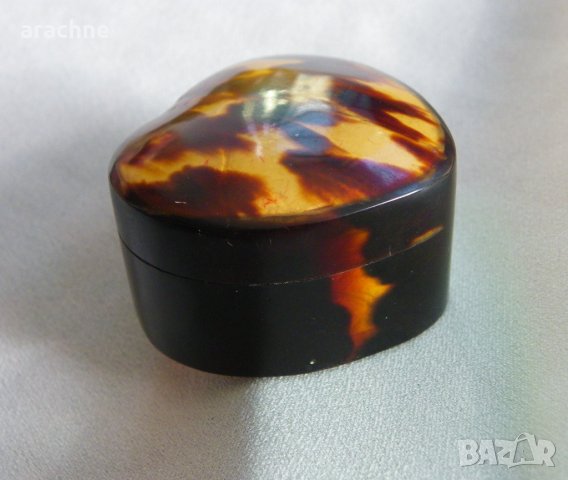 Бижутерка от черупка на костенурка,Франция, ар-деко, снимка 2 - Други - 42175225