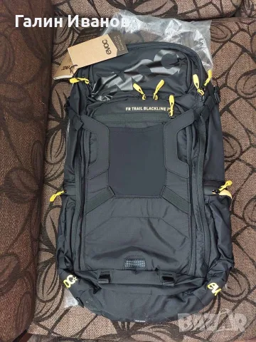 EVOC TR BLACKLINE 20L - раница за колоездене и туризъм, снимка 2 - Спортна екипировка - 55946556